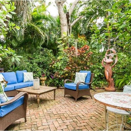 מלון לייק וורת' Chateau Gardens מראה חיצוני תמונה